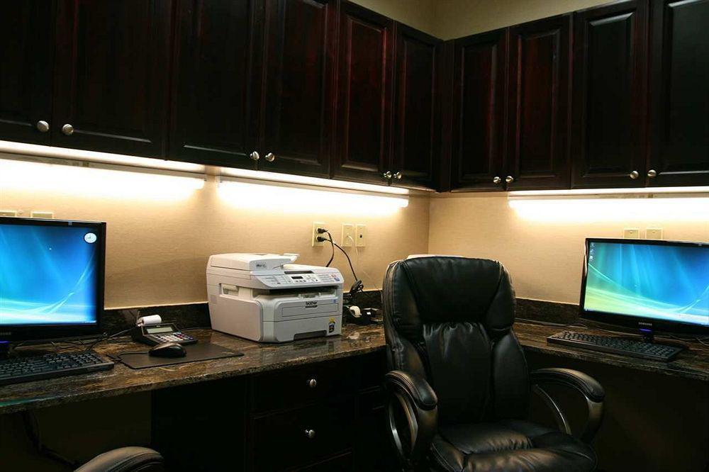 Hampton Inn & Suites Mission Faciliteter billede